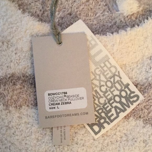 Barefoot Dreams Cozychic Seaside Crewneck Pullover in Cream Zebra Size Large NWT - Picture 4 of 5